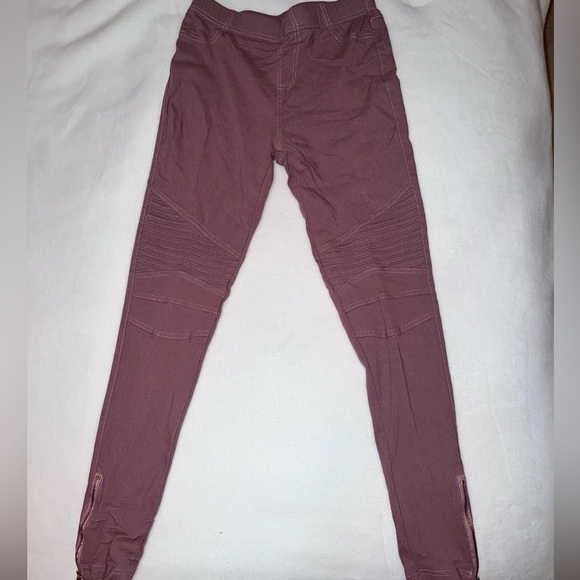 Mauve Moto Jeggings with Gold Zippers - Picture 7 of 8